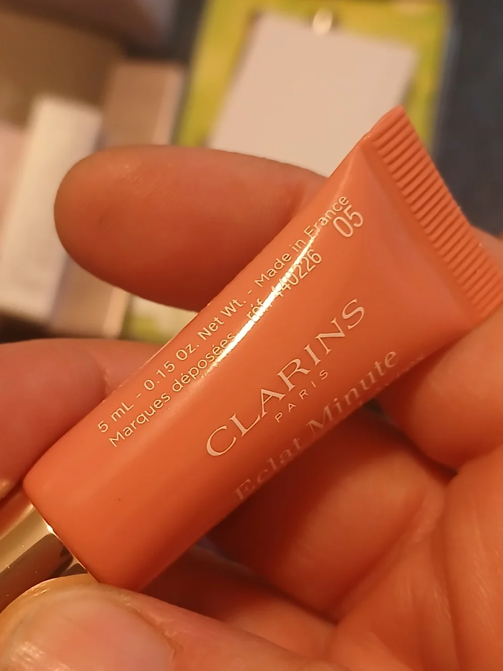 Clarins Instant Light Lip Balm with Cushion Applicator Shade 05